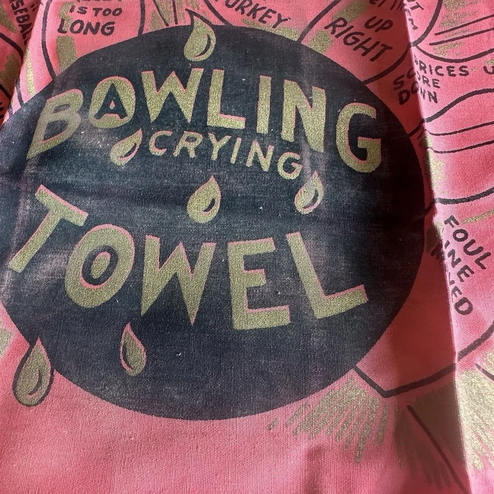 Vintage Bowling Crying Towel Pink Novelty Gag Gift Sports Memorabilia 17x25 NEW